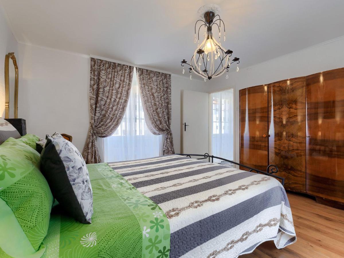 Holiday Home Centar By Interhome ウマグ エクステリア 写真